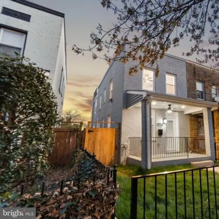 Rent this 3 bed house on 1833 L Street Northeast in Washington, DC 20002