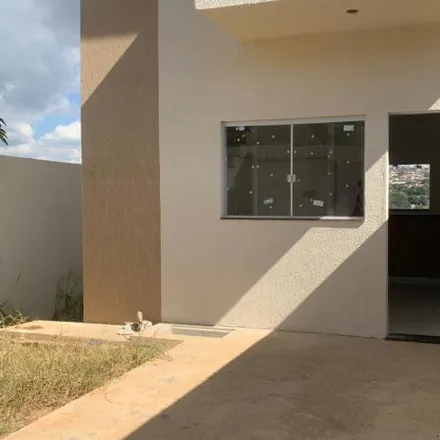Buy this studio house on Avenida Minas Gerais in Lagoa de Santo Antônio, Pedro Leopoldo - MG