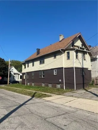 Image 3 - 407 East 129th Street, Cleveland, OH 44108, USA - House for sale