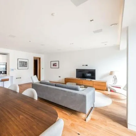 Rent this 3 bed apartment on Roman House in Fore Street, Barbican
