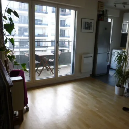 Rent this 2 bed apartment on Centre de Sécurité Sociale in 14 Rue Telles de la Poterie, 92130 Issy-les-Moulineaux