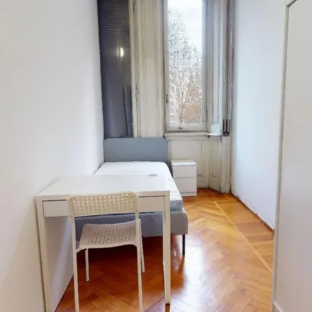 Image 1 - Viale Abruzzi, 20129 Milan MI, Italy - Apartment for rent