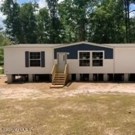 Buy this studio apartment on 196 Aster Avenue in Middleburg, Clay County