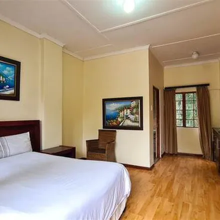 Image 3 - Smuts Road, Selborne, East London, 5217, South Africa - Apartment for rent