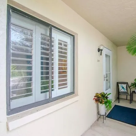 Image 2 - 3361 Cross Creek Dr # 3361, Sarasota, Florida, 34231 - Condo for sale