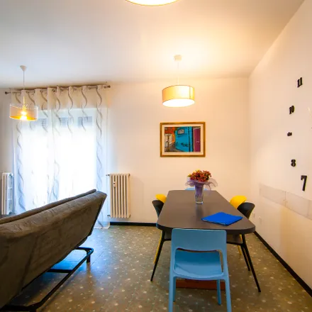 Image 2 - Via Guglielmo Marconi, 29, 37122 Verona VR, Italy - Apartment for rent