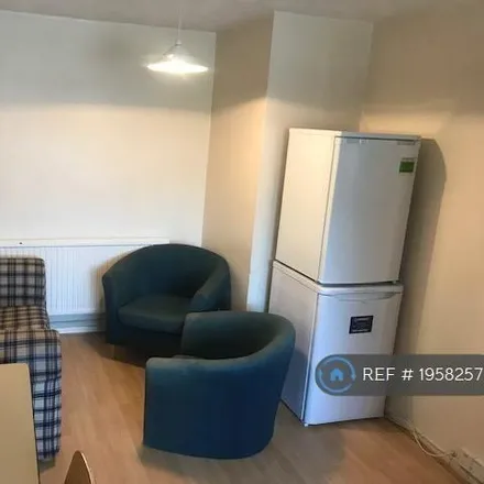 Image 3 - Penrice Close, Colchester, CO4 3XN, United Kingdom - Townhouse for rent