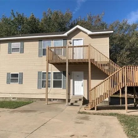 Rent this 3 bed house on 735 Hilltop Drive in Claremore, OK 74017