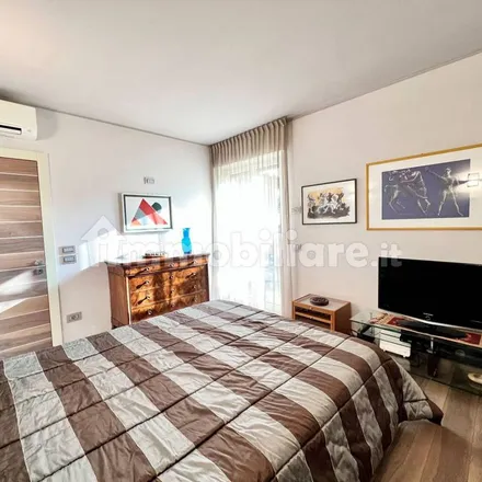 Image 4 - Via Cavalieri di Vittorio Veneto, 37012 Bussolengo VR, Italy - Apartment for rent
