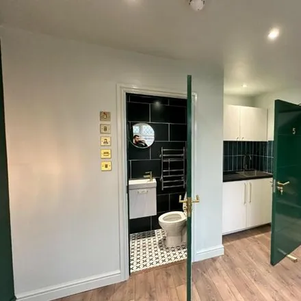Rent this studio apartment on Elizabeth Ride in London, N9 8PB