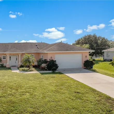 Image 1 - 300 5th Avenue, Lehigh Acres, FL 33936, USA - House for sale