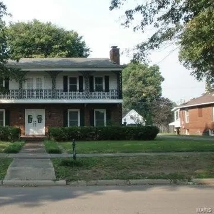 Buy this 4 bed house on 253 South 6th Street in Charleston, MO 63834