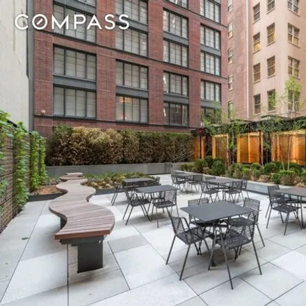 Image 9 - 70 Charlton Street, New York, NY 10014, USA - House for sale