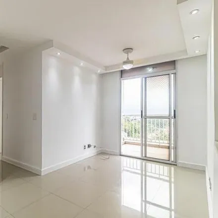 Buy this 2 bed apartment on Avenida Tenente Coronel Muniz de Aragão in Gardênia Azul, Rio de Janeiro - RJ