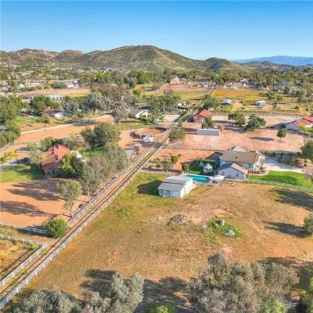 Image 3 - 17665 Copper Queen Lane, Santa Rosa Ranch Estates, Riverside County, CA 92570, USA - House for sale