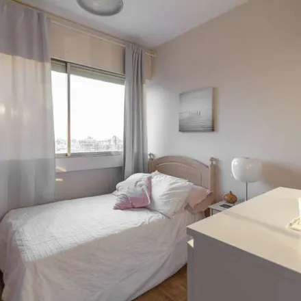 Rent this 2 bed apartment on Madrid in Santander Bank, Avenida del General Perón