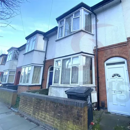 Rent this 1 bed room on Fosse Road South in Leicester, LE3 1BT