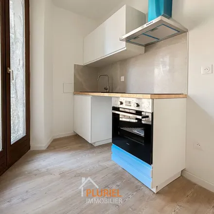 Rent this 3 bed apartment on 12 Rue Sainte-Catherine in 67000 Strasbourg, France