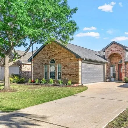 Buy this 4 bed house on 458 Emerald Leaf Drive in Mansfield, TX 76063
