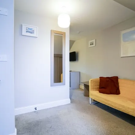 Rent this 1 bed apartment on 53 Pell Street in Katesgrove, Reading