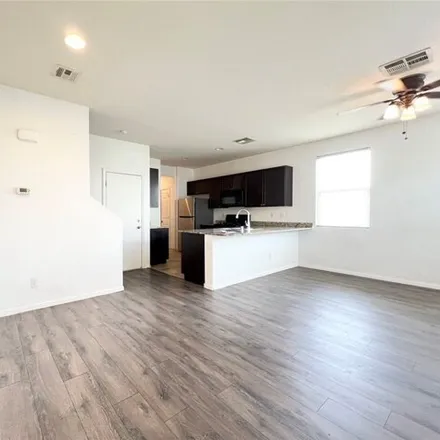 Image 3 - 4698 Line Straight Drive, Nellis Air Force Base, Nellis, NV 89115, USA - House for rent