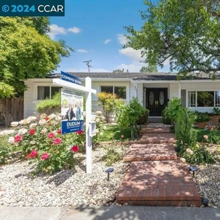 Buy this 4 bed house on 952 Savannah Court in Walnut Creek, CA 94598