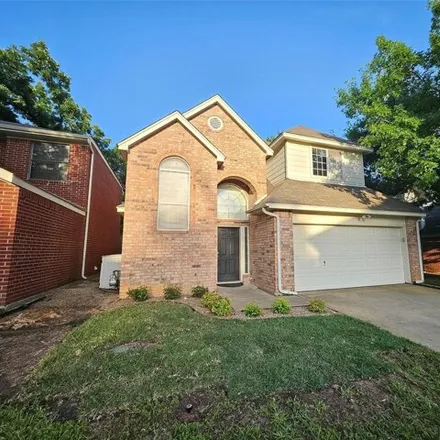 Rent this 3 bed house on 2577 Bear Haven Drive in Grapevine, TX 76051