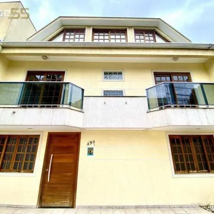 Rent this 5 bed house on Rua General Severiano da Fonseca 23 in Uberaba, Curitiba - PR