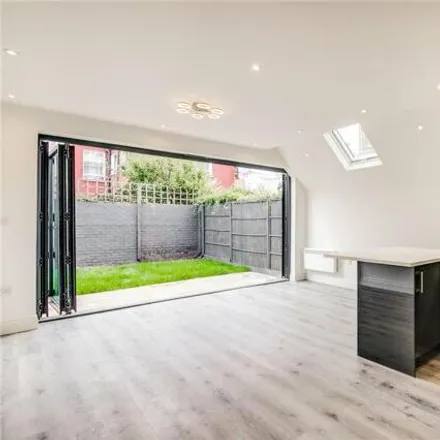Rent this 2 bed room on Rudloe Road in London, SW12 0DL