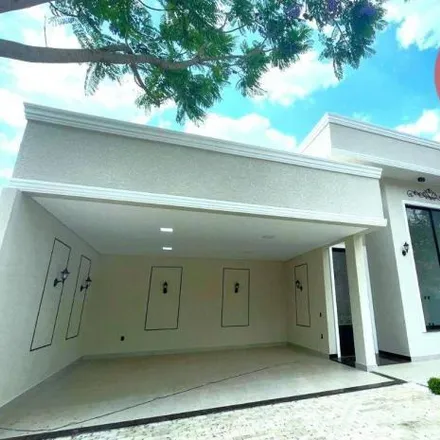 Buy this 3 bed house on Rua Nossa Senhora de Schoenstatt in Jardim Europa, Bragança Paulista - SP