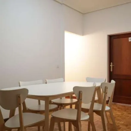 Rent this 5 bed apartment on Calle de Vinaroz in 19, 28002 Madrid