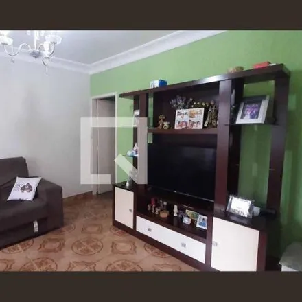 Rent this 3 bed house on Rua João Vivaldo Antoniazzi in Helena Maria, Osasco - SP