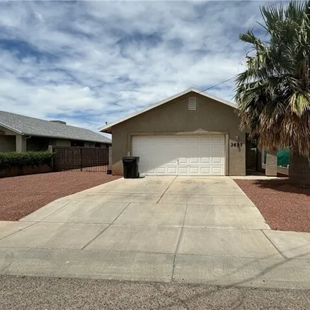 Buy this 3 bed house on 3651 North Roosevelt Street in Kingman, AZ 86409
