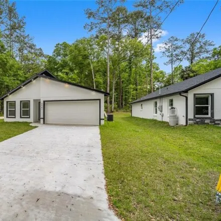 Buy this 2 bed house on 2246 Southeast 69th Lane in Marion County, FL 34480