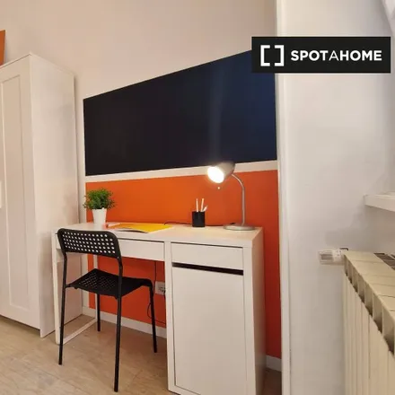 Image 1 - Pista ciclabile del Tevere, 00146 Rome RM, Italy - Room for rent