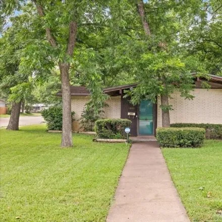Buy this 2 bed house on 1600 Camellia Dr in Arlington, Texas
