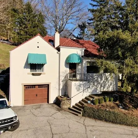 Buy this 3 bed house on 45 Fairfax Drive in Pleasant Valley, Wheeling