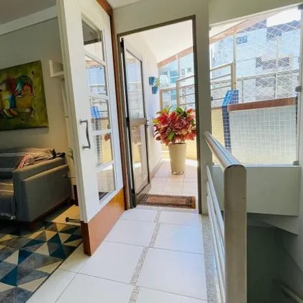 Buy this 4 bed apartment on Avenida Rio Branco 1284 in Praia do Canto, Vitória - ES
