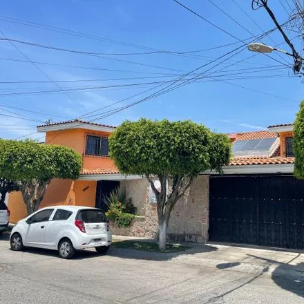 Rent this 4 bed house on Calle George F. Handel 266 in Cordilleras, 45039 Zapopan