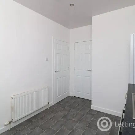 Image 1 - Hindmarsh Avenue, Dundee, DD3 7LW, United Kingdom - Apartment for rent