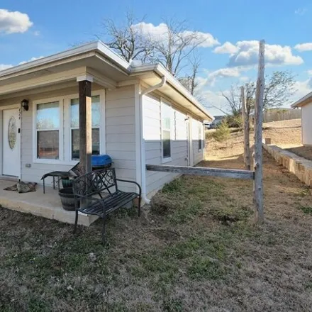 Image 2 - 466 Munson Street, Denison, TX 75021, USA - House for rent