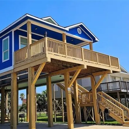 Buy this 3 bed house on 4181 Las Palmas Street in Galveston, TX 77554