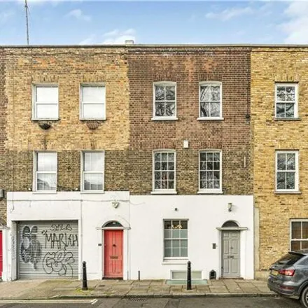 Buy this 3 bed townhouse on 70 Buttesland Street in London, N1 6BY