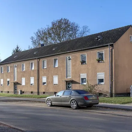 Rent this 2 bed apartment on Rohdesdiek 53 in 44357 Dortmund, Germany
