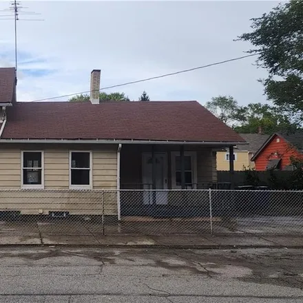 Buy this 5 bed house on 3182 West 33rd Street in Cleveland, OH 44109