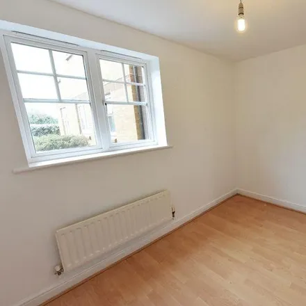 Image 5 - Greenhaven Drive, London, SE28 8FY, United Kingdom - Apartment for rent