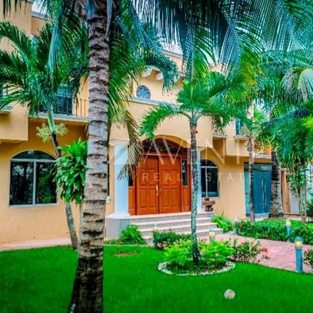 Buy this 4 bed house on Calle Paseo del Coral in 77560 Cancún, ROO