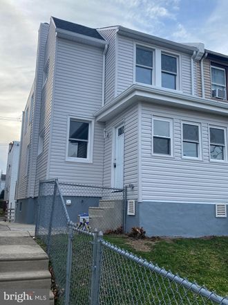 Rent this 3 bed townhouse on 406 Hazel Ave in Lansdowne, PA