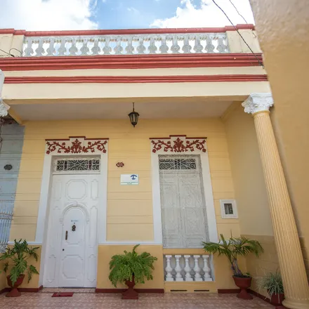 Rent this 2 bed house on Camagüey in Florat, CU