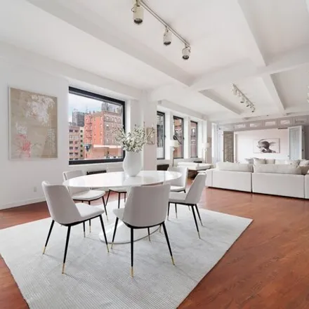 Image 5 - 12 East 12th Street, New York, NY 10003, USA - Townhouse for sale